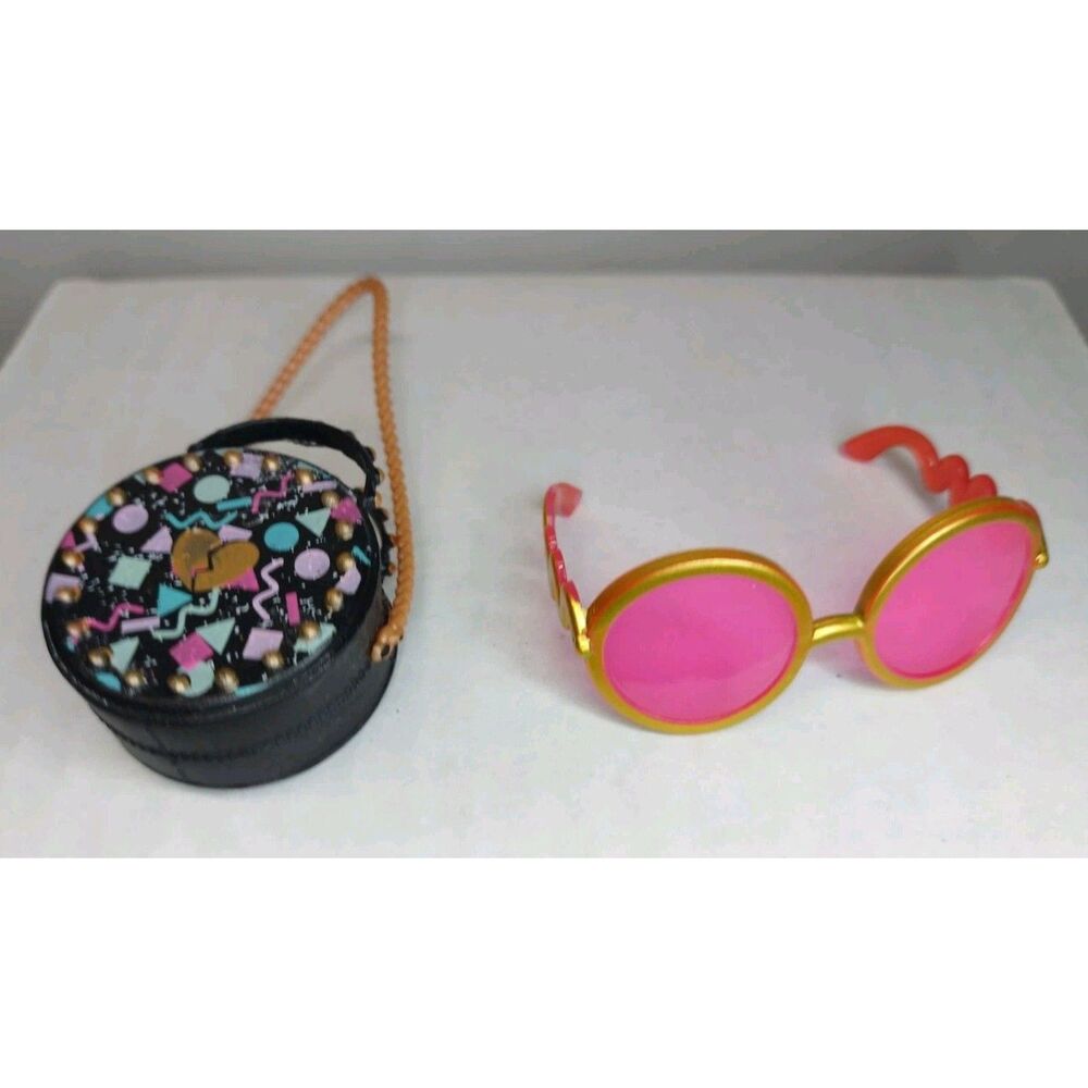 MGA LOL Surprise OMG Remix Pop Music B.B. Fashion Doll 80s Outfit Material Girl - Picture 8 of 11